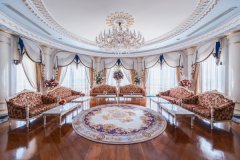 <strong>仍是喜好徘徊正在</strong>